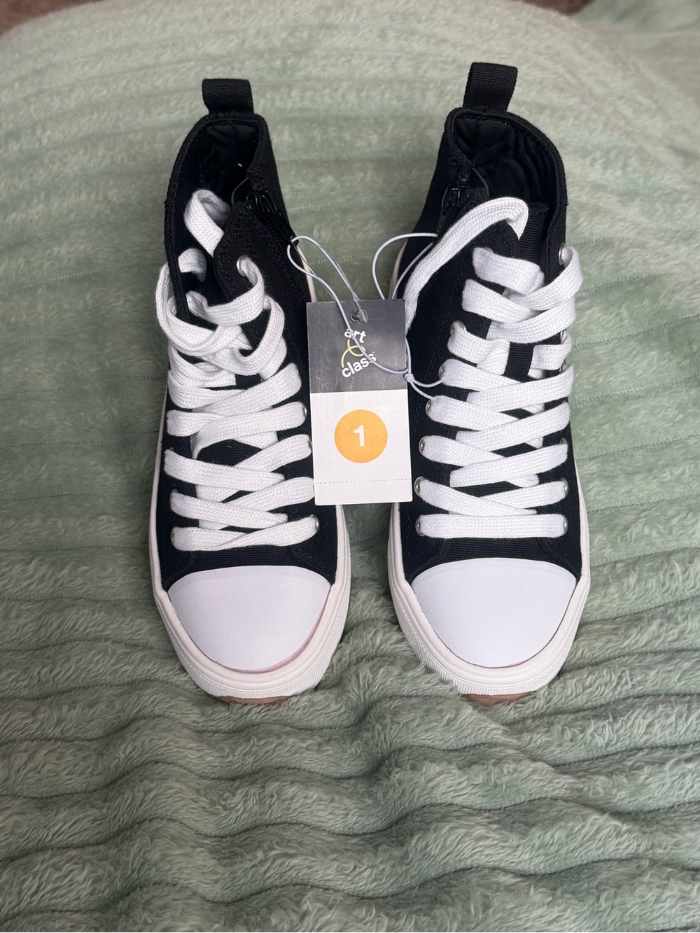 art class Black and White High-Top Kids Sneakers